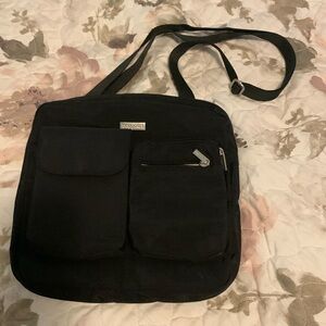 Baggalini black bag